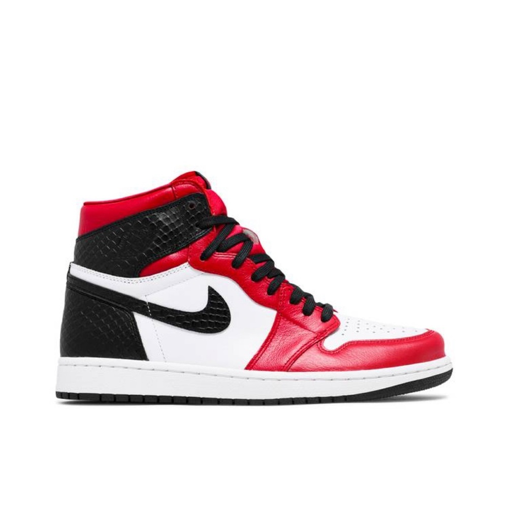 Jordan 1 Retro High Satin Snake Chicago